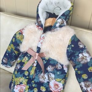 Little Girls 4T Winter Coat & Snow Pants/ Ski